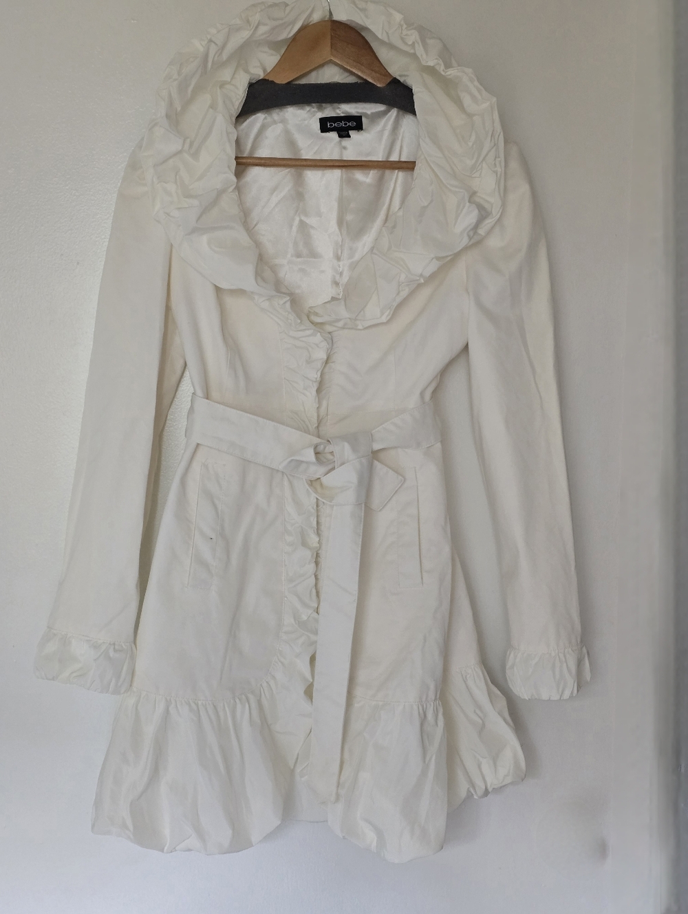 Bebe Ivory Ruffle-Trimmed Trench Coat with Belt Size Small, Like New.